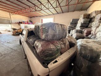 Entrega Estado 200 cobijas a familias de comunidades indígenas en Ocampo