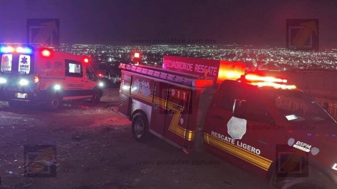 Rescatan a senderista tras sufrir aparatosa caída en el Cerro Grande