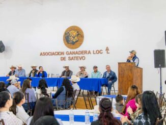 Reciben liderazgos de Satevó a Marco Bonilla para trabajar en unidad