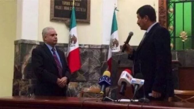 Tribunal federal reactiva indagatoria por presunta extorsión contra ex consejero jurídico de Javier Corral