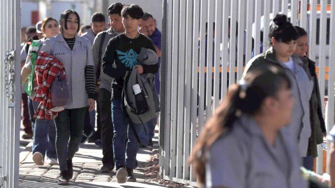 Comisiones del Senado aprueban reforma para reducir la jornada laboral