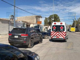 Embiste conductor a motociclista tras asegurar que era su moto robada días antes 