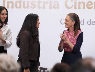 Salma Hayek reconoce el apoyo de la presidenta Sheinbaum a la industria cinematográfica