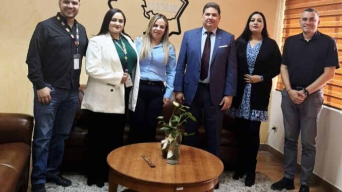 Recibe Fiscalía Zona Centro visita de agradecimiento de empresa OXXO