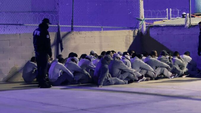 Realizan revisión extraordinaria en el Cereso No. 4 de Parral