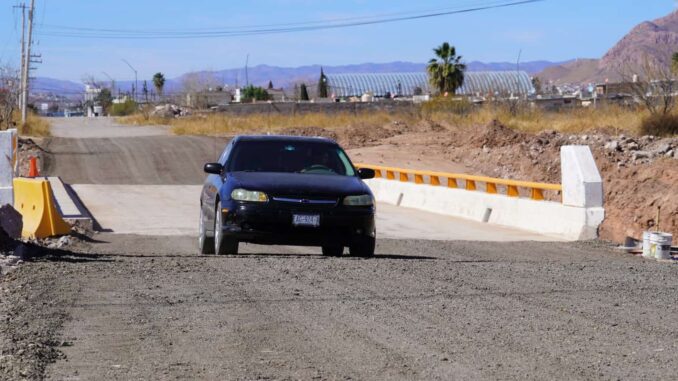 Abre Municipio circulación en puente vehicular de la colonia Sierra Azul