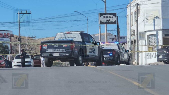 Ejecutan a trabajador al exterior de taller en la colonia Campobello; lo identifican