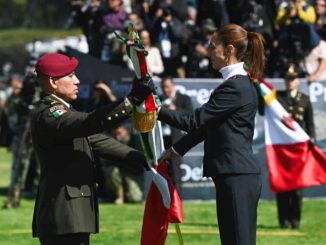 Sheinbaum encabeza la ceremonia por el Día de la Bandera en CDMX