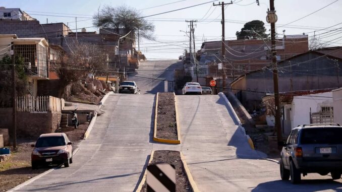 Entrega Marco Bonilla pavimentación con concreto hidráulico en la colonia Popular