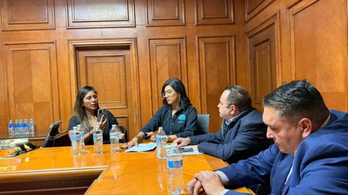 Atiende Gobierno Municipal a grupo de manifestantes