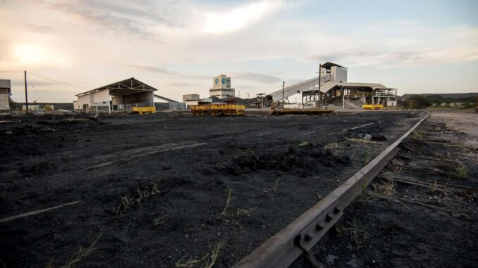 CFE identifica cuerpos de dos mineros recuperados en Pasta de Conchos