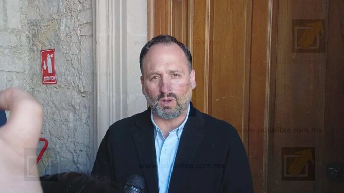 Santiago de la Peña advierte que reformas federales buscan concentrar el poder