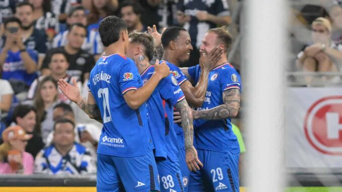 Cruz Azul, nuevo líder general