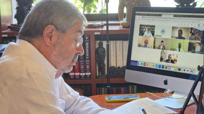 Canciller Juan Ramón de la Fuente se reúne con representantes de México en Medio Oriente