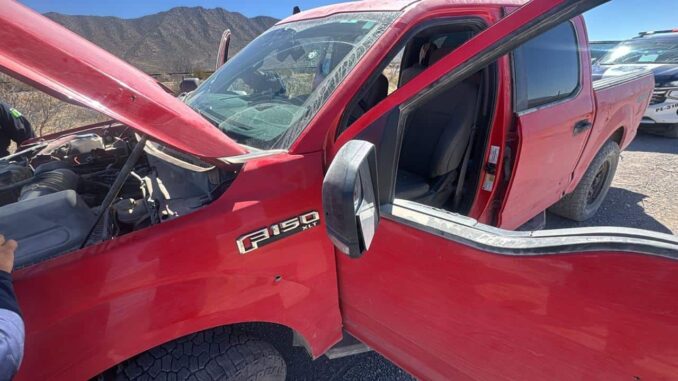 Aseguran en Ojinaga vehículo con reporte de robo en EEUU