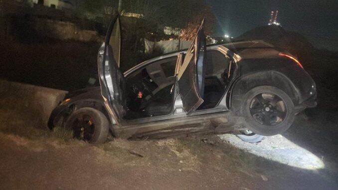 Célula BOII asegura vehículo abandonado con metanfetamina y arma de fuego en la 2 de Octubre