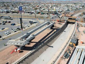 Instalan trabes en Paso Superior de vialidad Los Nogales y avenida de las Industrias