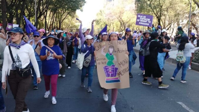 La marcha del 8M en Ciudad de México llegará a un Zócalo con vallas e iluminación especial