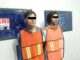 Detienen a dos por robo de vehículo con violencia
