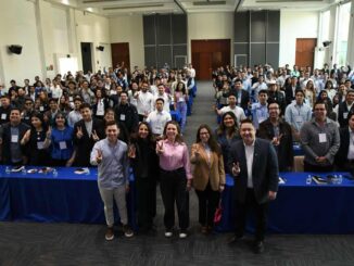 Jóvenes deben asumir su responsabilidad en la política desde ahora: Alfredo Chávez