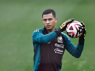 Luis Ángel Malagón, portero del América, se lesiona