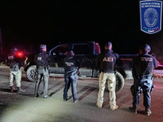 Recuperan en Valle de Zaragoza pick up robada en Chihuahua y detienen a pareja