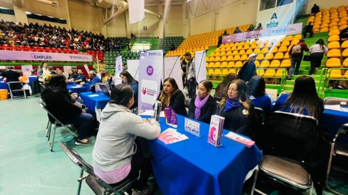 Brinda CEJUM apoyo integral durante Feria de Empleo 2026 en Cd. Juárez