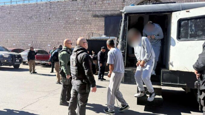 Realizan traslado voluntario de 72  reos del Cereso 1 a la «peni vieja»