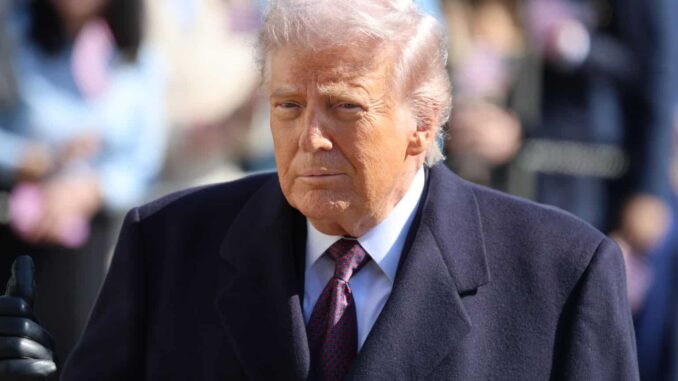 Trump insiste que Sheinbaum «no debería haber rechazado» su «ayuda» contra los cárteles