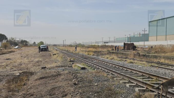 Hallan cuerpo sin vida junto a vías del tren en la coloni Ponce de León