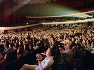 Promotora de Shen Yun en México denuncia campaña de difamación por parte de la Embajada de China