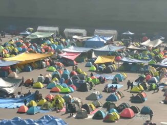 Zafarrancho entre la CNTE y la policía de la CDMX por llegar al Zócalo