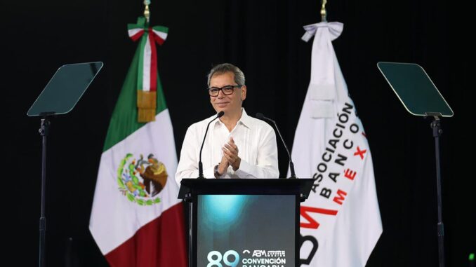 México prevé un impacto «neutro» en su economía ante alza del petróleo por guerra en Irán