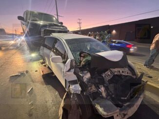 Choque múltiple en la carretera a Cuauhtémoc deja cuatro lesionados y provoca congestionamiento vial