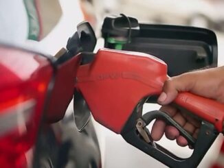 Sheinbaum critica alza en diésel a 29.50 pesos; habrá reunión con gasolineros