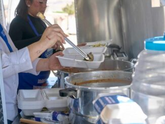 Llega comedor móvil de NutriChihuahua a la colonia Riberas de Sacramento