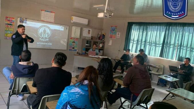 Comparte GOECHI Noroeste mensaje preventivo con padres y docentes de Secundaria en San Buenaventura