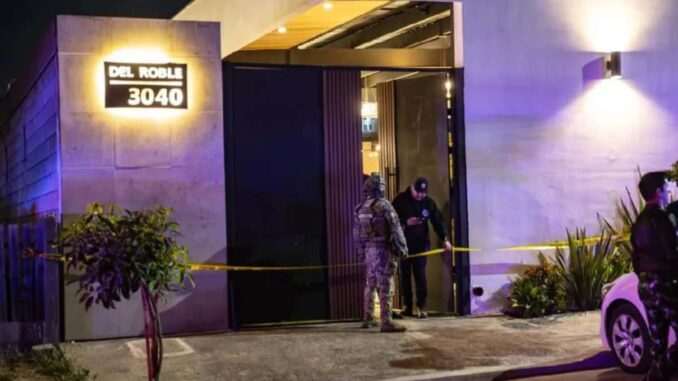 Sujeto dispara contra grupo musical que contrató para cumpleaños; murió el vocalista