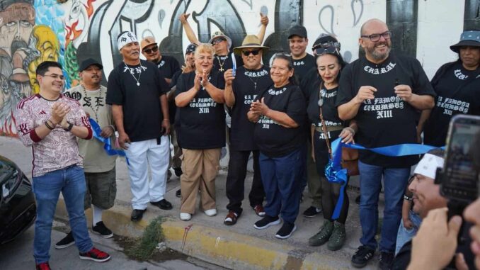 Rafa Loera recorre la Villa Nueva y tira barrio con los Columbus Xlll