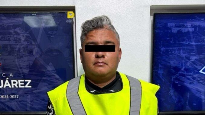 Detienen a dos con arma larga y a tres por daños