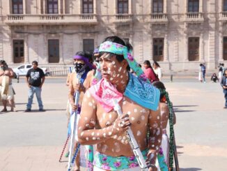 Celebran comunidades indígenas de la capital inicio de la Semana Santa Rarámuri