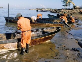 Derrame de hidrocarburos en el Golfo de México deja más de 825 toneladas de residuos