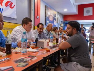 Invitan comerciantes del Centro a comer y dialogar al Fiscal César Jáuregui