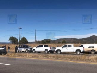 Hallan a pareja sin vida en carretera Chihuahua–Juárez