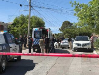 Hombre herido en el pecho logra conducir hasta casa de familiares para pedir ayuda 