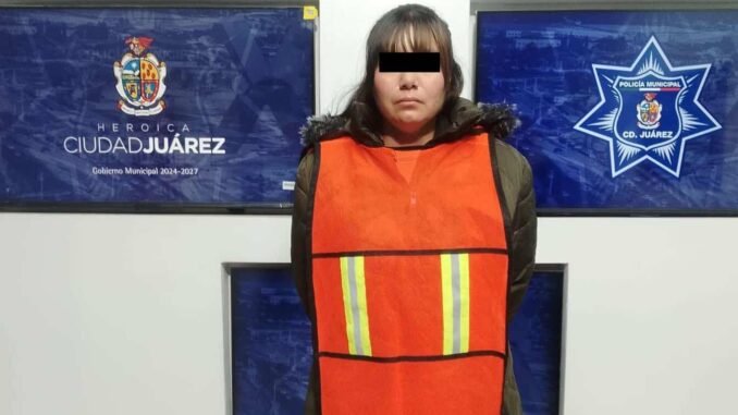 Arrestan a mujer con mariguana y cocaína