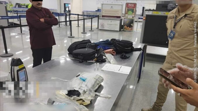 Marina detiene a hombre que transportaba cocaína en su equipaje