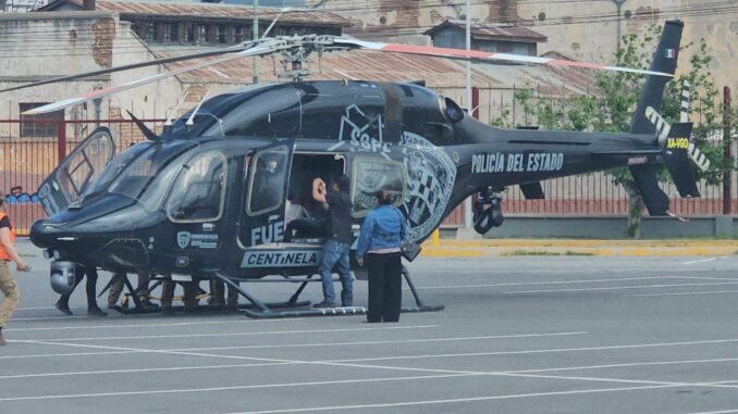 Trasladan a joven con embarazo de gemelos