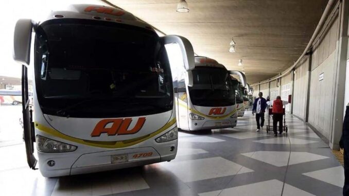 Mantendrán descuentos a estudiantes y maestros en autotransporte o ferrocarril hasta esta fecha