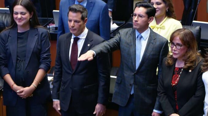 Roberto Velasco toma protesta como nuevo titular de SRE